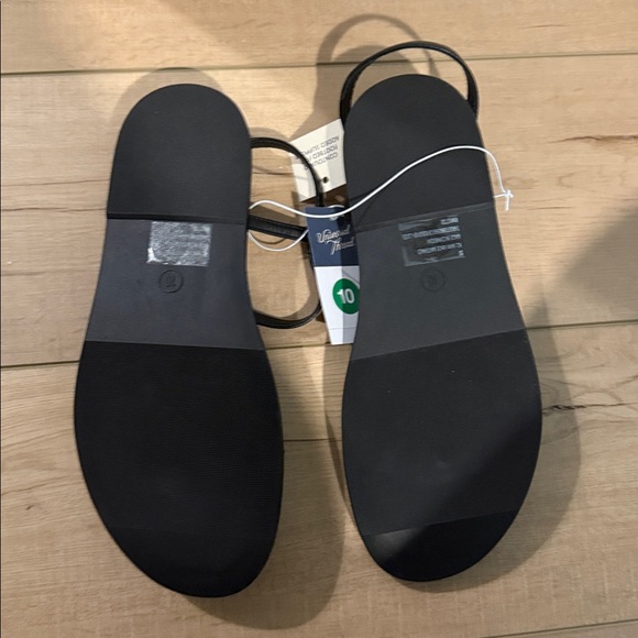 Universal Thread Ivy Sandals - Picture 5 of 5